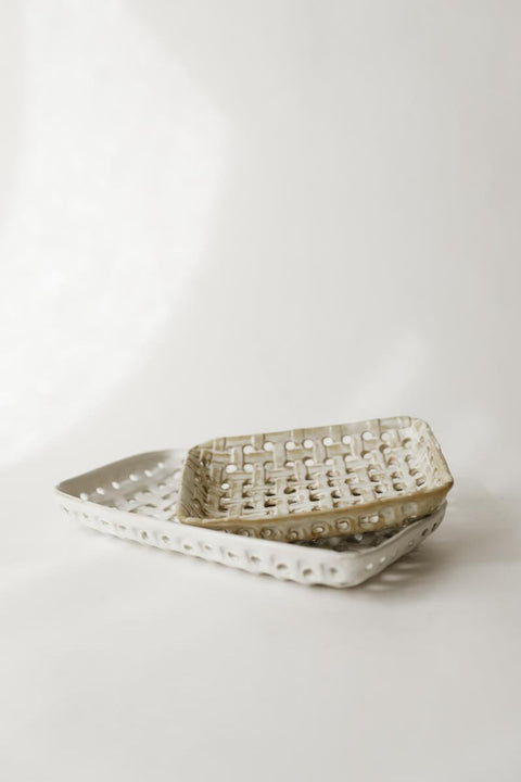 Porcelain basket tray